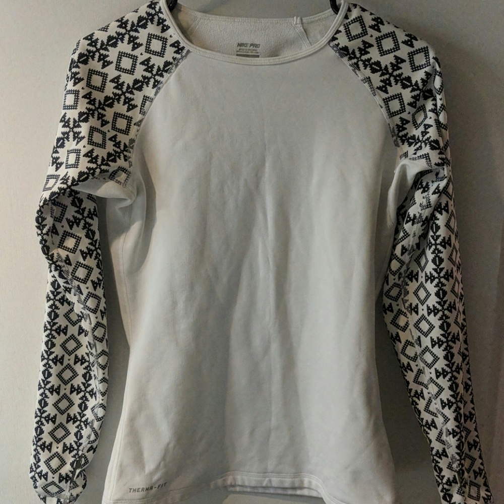 Nike therma fit